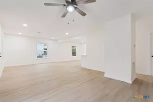 1029 N 45th St, Waco, TX 76710 - Photo 10