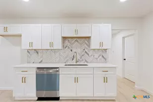 1029 N 45th St, Waco, TX 76710 - Photo 16