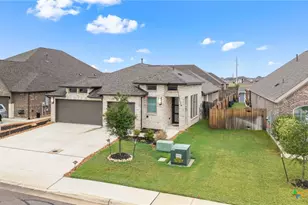 3129 Coral Way, Seguin, TX 78155 - Photo 2