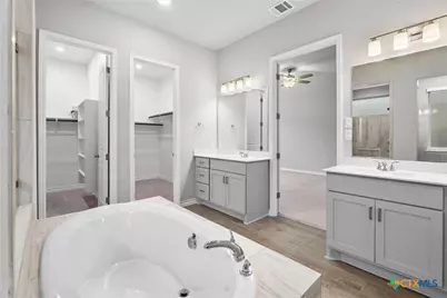 3129 Coral Way, Seguin, TX 78155 - Photo 34