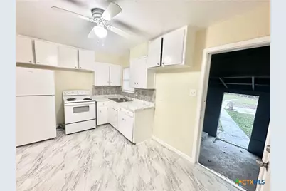 104 E Fowler Avenue, Killeen, TX 76541 - Photo 8