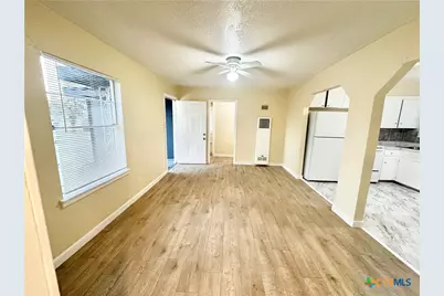 104 E Fowler Avenue, Killeen, TX 76541 - Photo 20