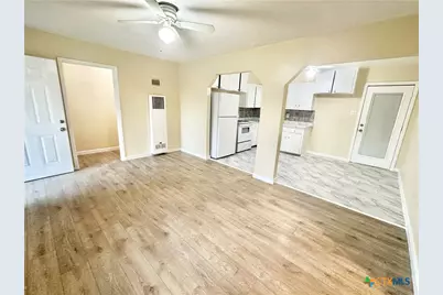 104 E Fowler Avenue, Killeen, TX 76541 - Photo 6