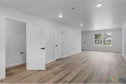 1009 S 26th Street #B, Temple, TX 76501 - Photo 10