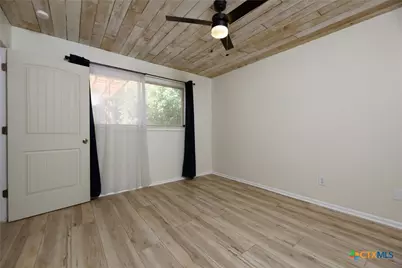 625 Creek Drive, New Braunfels, TX 78130 - Photo 18