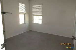 117 Open Sky Wy, Jarrell, TX 76537 - Photo 32