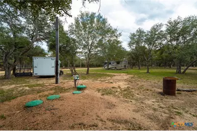 185 Yaupon, Sheridan, TX 77475 - Photo 28