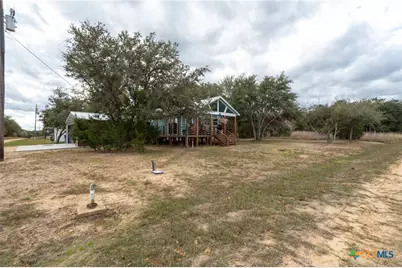 185 Yaupon, Sheridan, TX 77475 - Photo 22