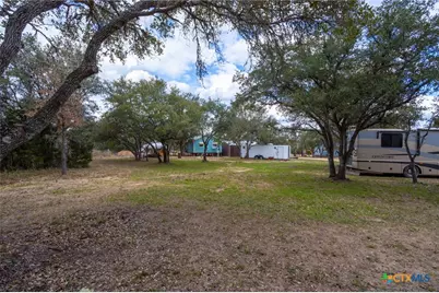 185 Yaupon, Sheridan, TX 77475 - Photo 26