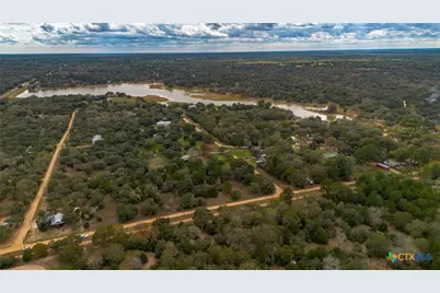 185 Yaupon, Sheridan, TX 77475 - Photo 24