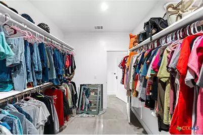 7074 Newman Boulevard, Kyle, TX 78640 - Photo 32