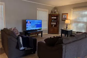 1014 N Hunt St, Cuero, TX 77954 - Photo 26