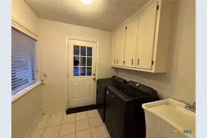 205 Magdalena Drive, Victoria, TX 77904 - Photo 12