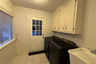 205 Magdalena Dr, Victoria, TX 77904 - Photo 12