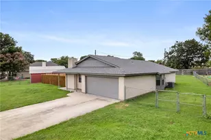 1703 Ruiz Dr, Killeen, TX 76543 - Photo 2