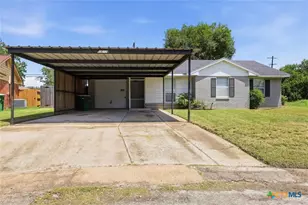 1612 Alamo Dr, Victoria, TX 77901 - Photo 1