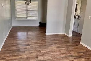 1612 Alamo Dr, Victoria, TX 77901 - Photo 2