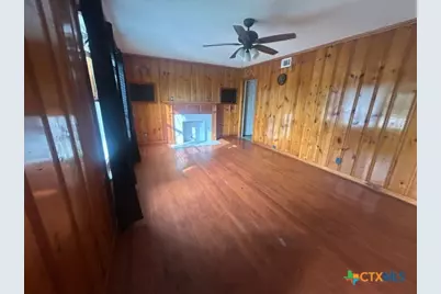 2302 E Mistletoe Avenue, Victoria, TX 77901 - Photo 6