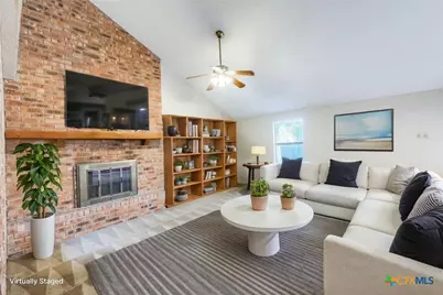 111 Oldtowne Road, Seguin, TX 78155 - Photo 4