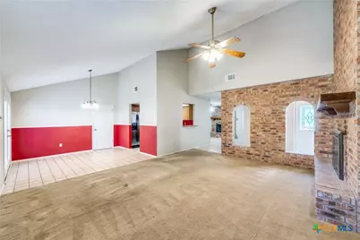 111 Oldtowne Road, Seguin, TX 78155 - Photo 8