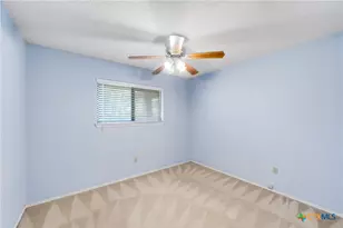 111 Oldtowne Rd, Seguin, TX 78155 - Photo 22