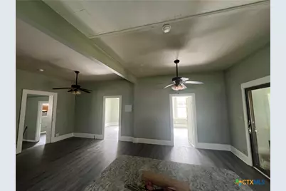 607 N Cleveland Street, Victoria, TX 77901 - Photo 2