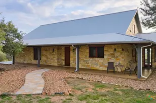 1250 Rocky Hollow Dr, Burnet, TX 78611 - Photo 4
