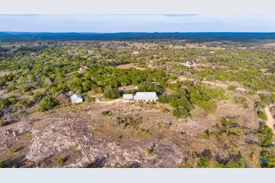 1250 Rocky Hollow Drive, Burnet, TX 78611 - Photo 30