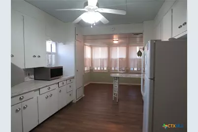 342 W Oak Street, Goliad, TX 77963 - Photo 24