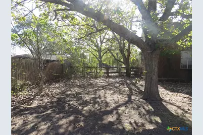 342 W Oak Street, Goliad, TX 77963 - Photo 36