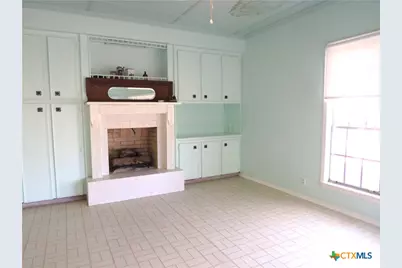 342 W Oak Street, Goliad, TX 77963 - Photo 6