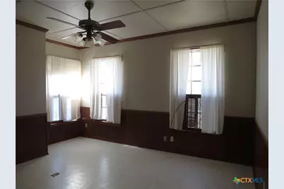 342 W Oak Street, Goliad, TX 77963 - Photo 12