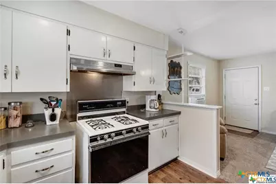 1902 S 9th Street, Temple, TX 76504 - Photo 10