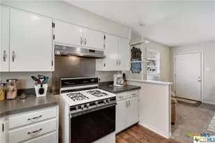 1902 S 9th St, Temple, TX 76504 - Photo 10