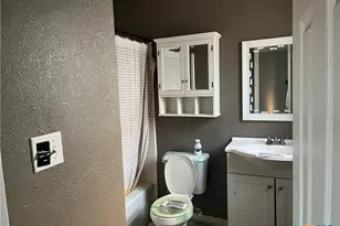 709 Pheasant Dr, Victoria, TX 77905 - Photo 14