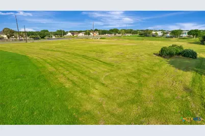 801 N John Stockbauer Drive, Victoria, TX 77904 - Photo 10