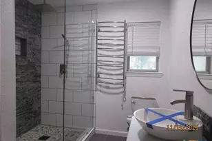 606 E 12th Ave, Belton, TX 76513 - Photo 12