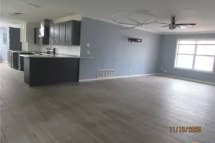 606 E 12th Ave, Belton, TX 76513 - Photo 2