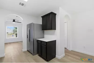 4001 Cressler Lane #15G, Jarrell, TX 76537 - Photo 8