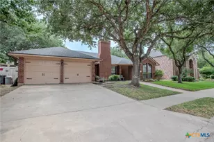 113 Ashford Dr, Victoria, TX 77904 - Photo 2