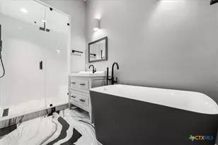 1009 Highknoll Ln, Georgetown, TX 78628 - Photo 18