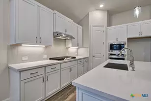 2031 Stephanie Ave, New Braunfels, TX 78132 - Photo 1