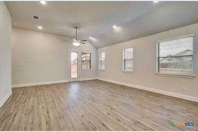 2031 Stephanie Avenue, New Braunfels, TX 78132 - Photo 6