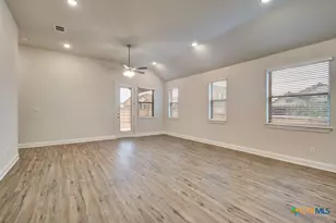 2031 Stephanie Ave, New Braunfels, TX 78132 - Photo 6