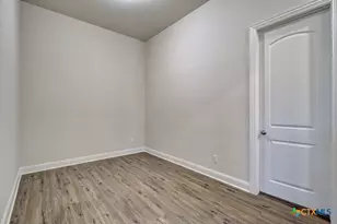 2031 Stephanie Ave, New Braunfels, TX 78132 - Photo 10