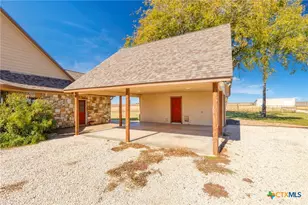 4680 Dreibrodt Rd, San Marcos, TX 78666 - Photo 4