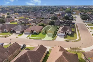 604 Mason Cir, Victoria, TX 77904 - Photo 26