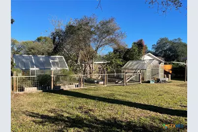 1710 Rosewood Street, Seguin, TX 78155 - Photo 18