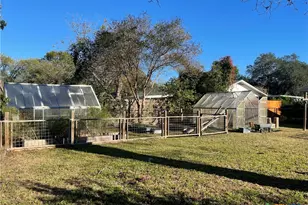 1710 Rosewood St, Seguin, TX 78155 - Photo 18