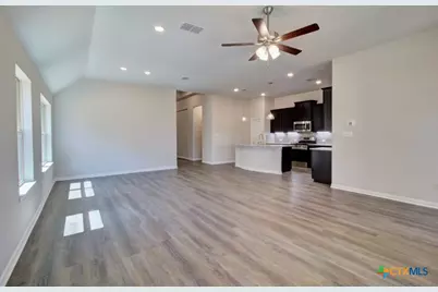 1724 Heritage Maples, New Braunfels, TX 78132 - Photo 14